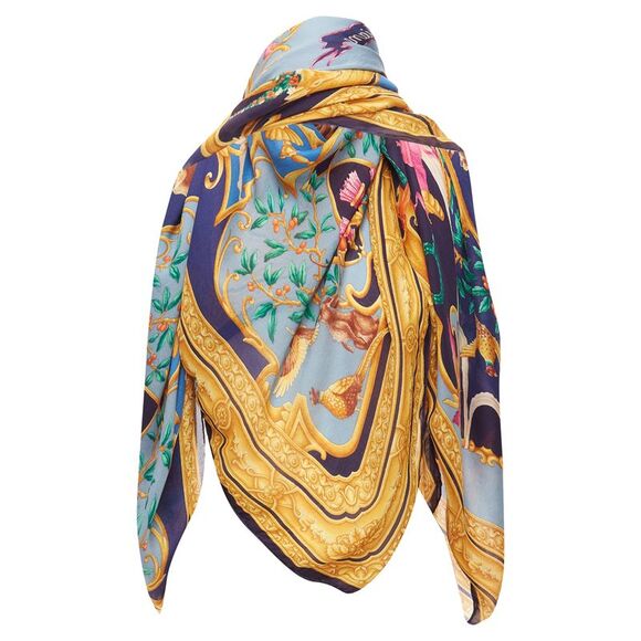 Gucci Tom Ford Diana Legend Barocco motif silk square scarf - Picture 5 of 6